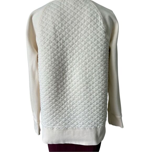 L.L.Bean Women’s Quilted Cream Sweatshirt size M Crewneck - Picture 2 of 10